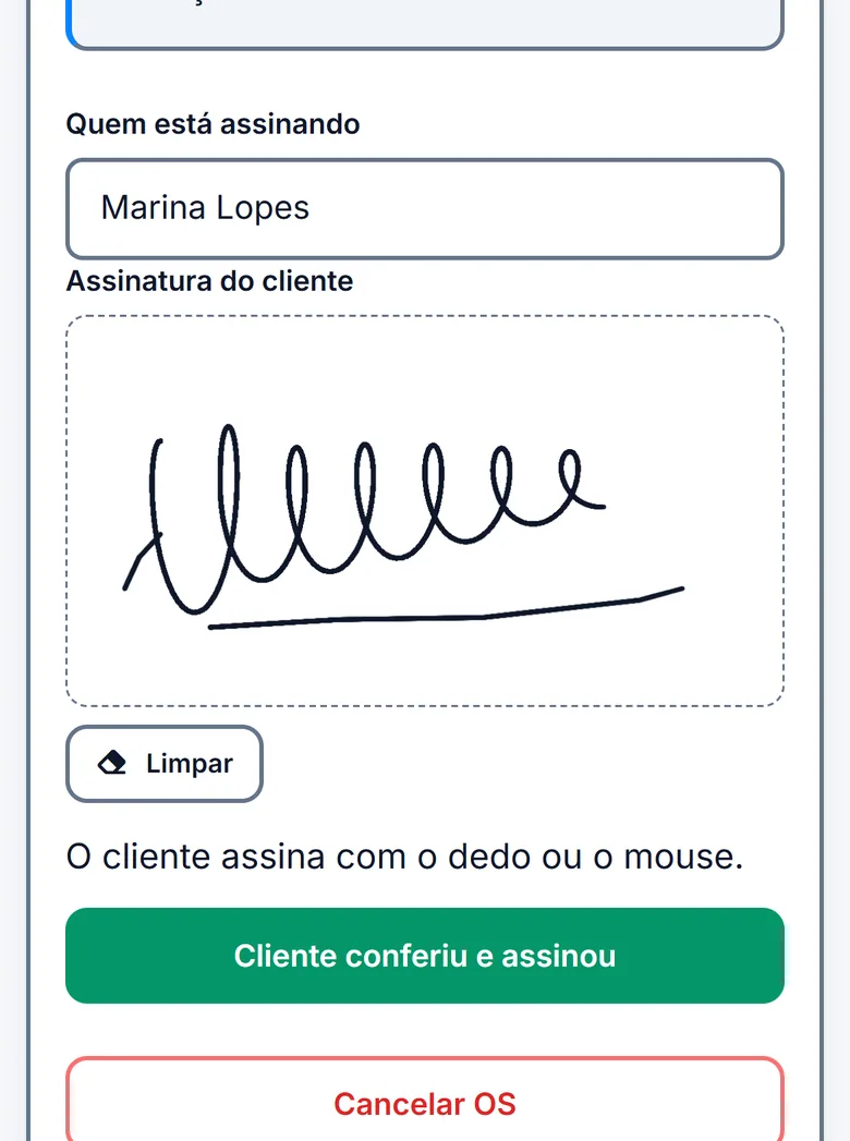 Fim da ficha no celular: o nome Marina Lopes já preenchido em quem está assinando, a assinatura desenhada com o dedo e o botão verde Cliente conferiu e assinou.